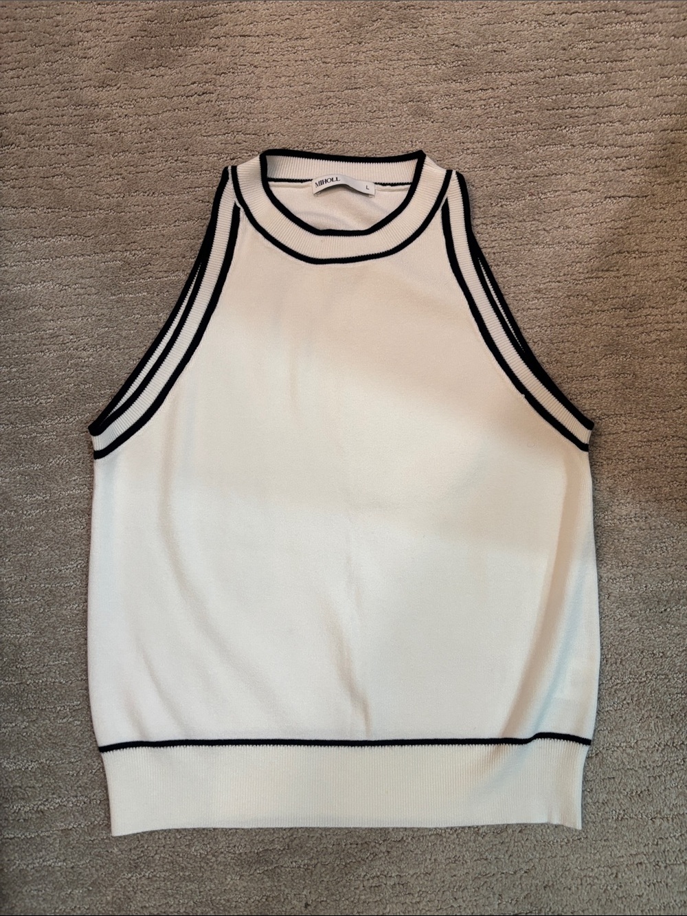 Miholl top